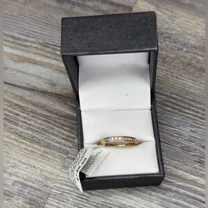 Traditional Diamond Channel Band 0.25 Total Carat Weight 10k Yellow Gold Size 7